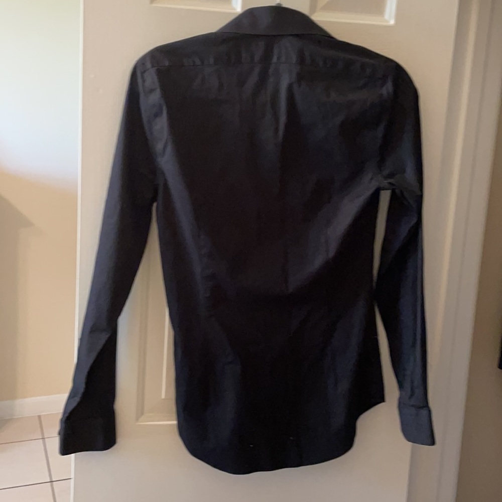 Dressed shirts - Picture 3 of 3